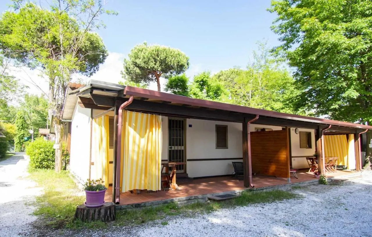 Camping Linus Marina di Massa 0*,