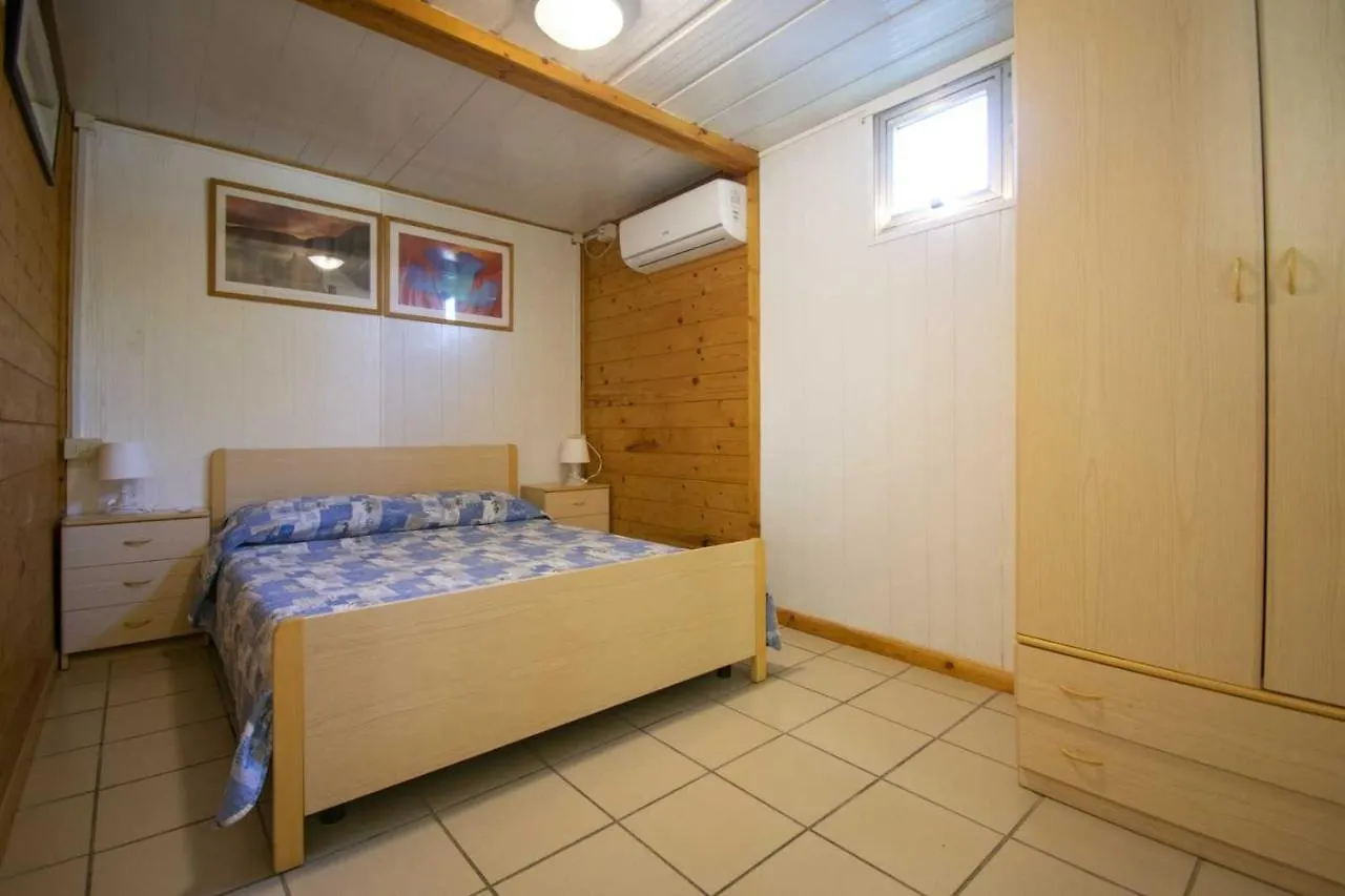 Camping Linus Marina di Massa 0*,